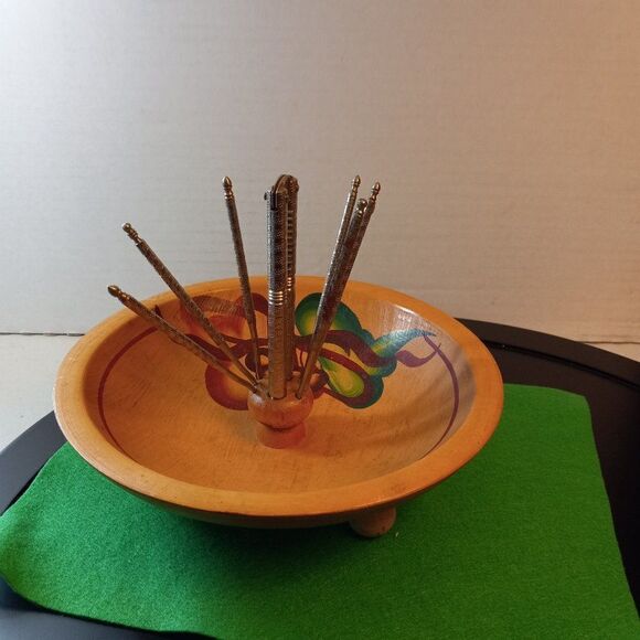 Vintage Wooden Nut Bowl with Nut cracking tools Countrycore kitsch cottagecore - Picture 1 of 8